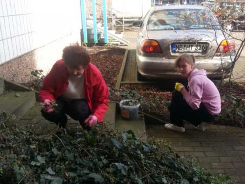 Neuwoba Frühjahrsputz 2016 - Bild 35