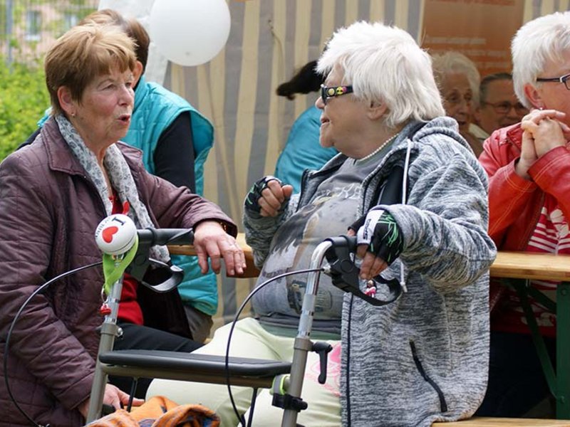 Neuwoba Mitgliederfest in der Einsteinstraße - Bild 2