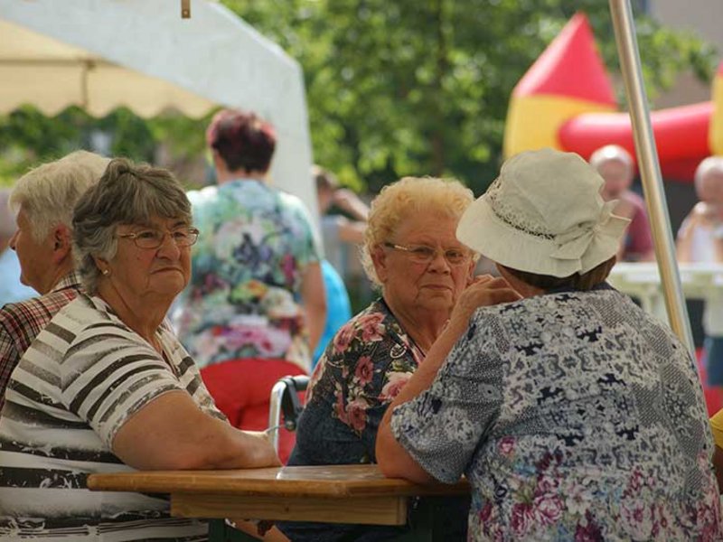 Neuwoba Sommerfest im WEA Treff Ost - Bild 75