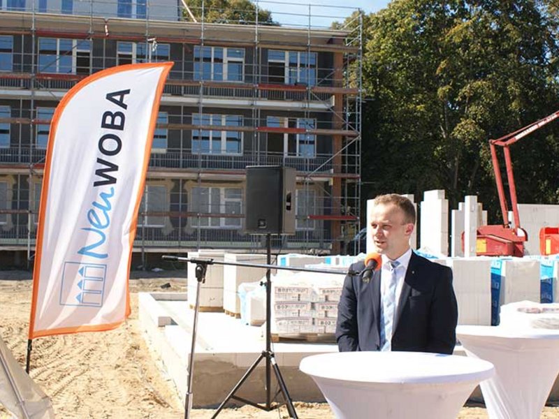 Neuwoba Grundsteinlegung Mühlenholz - Bild 1