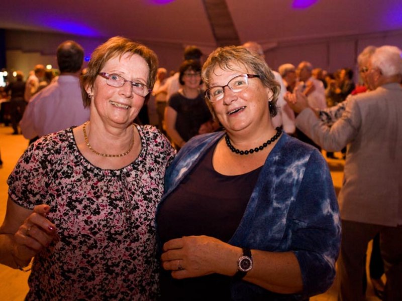 Neuwoba Herbstball 2017 - Bild 36