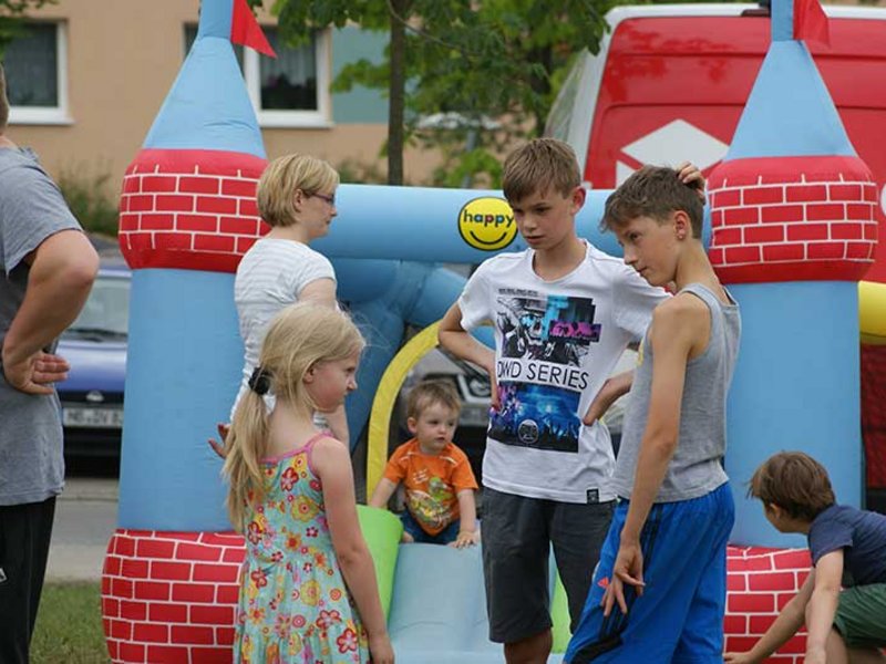 Neuwoba Sommerfest im WEA Treff Ost - Bild 12