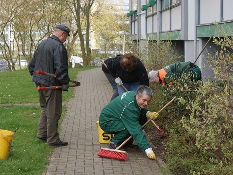 Neuwoba Frühjahrsputz 2016 - Bild 2
