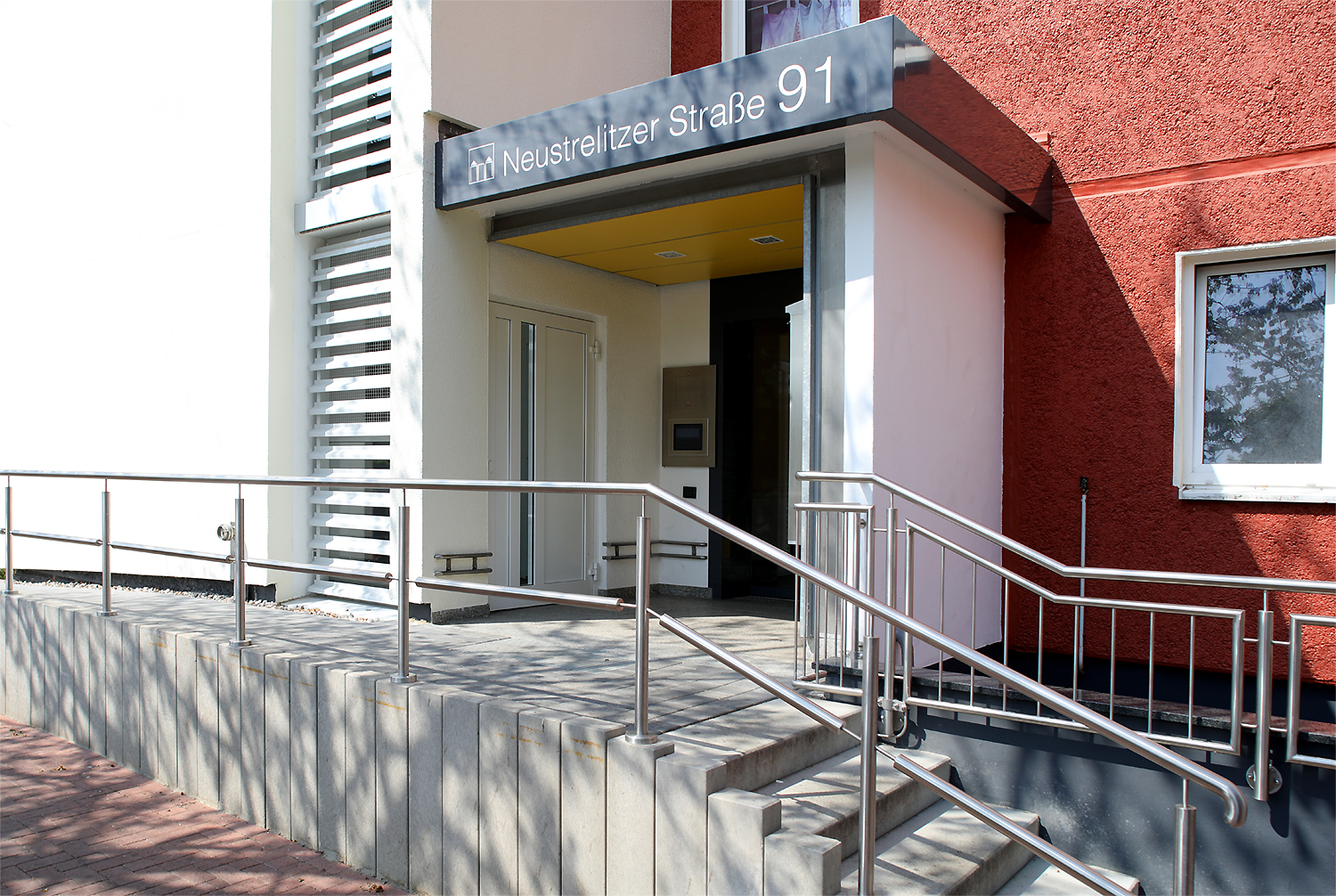 2 Raum Wohnung in Neubrandenburg, Neustrelitzer Str.