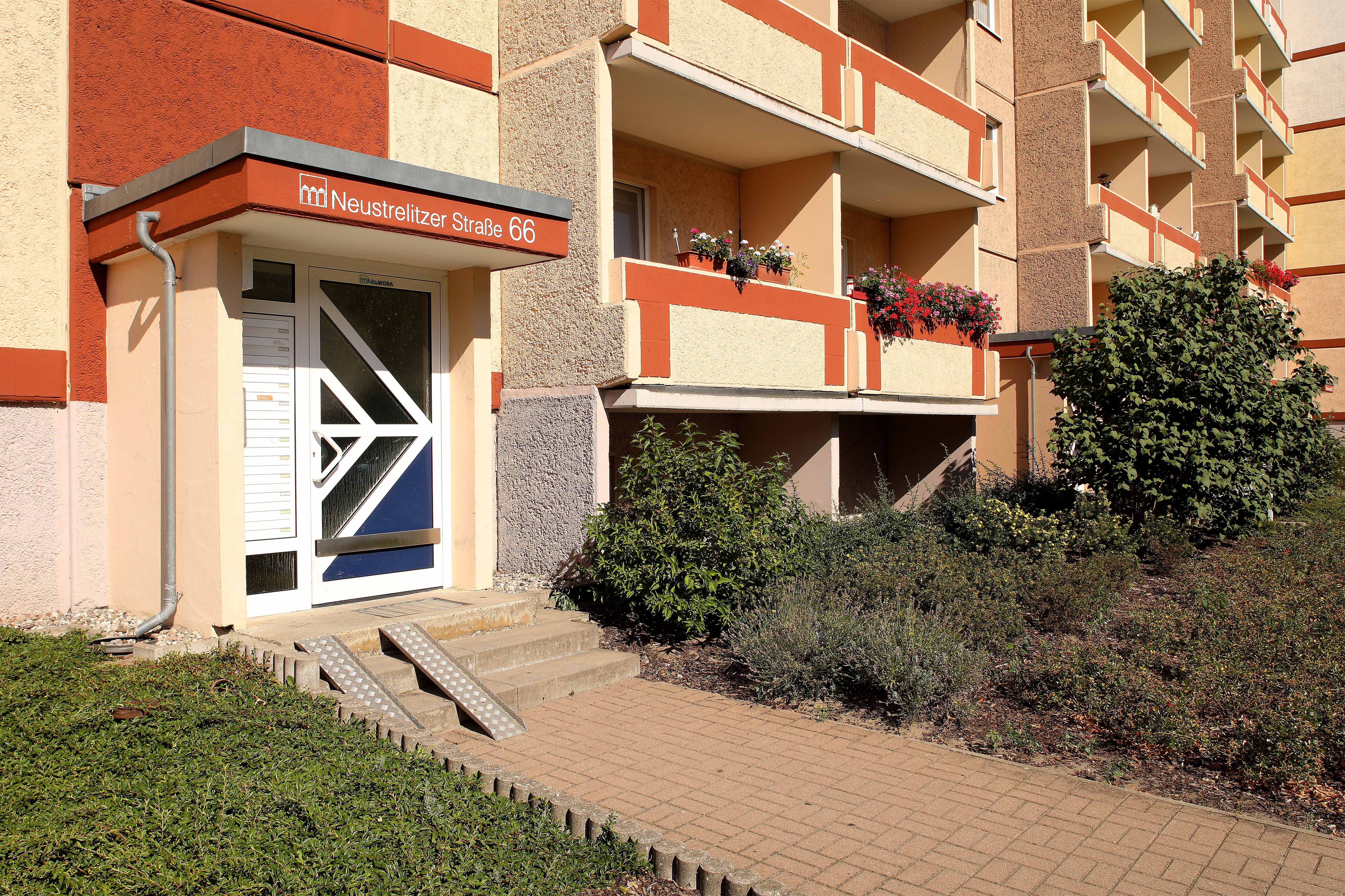 3 Raum Wohnung in Neubrandenburg, Neustrelitzer Str.