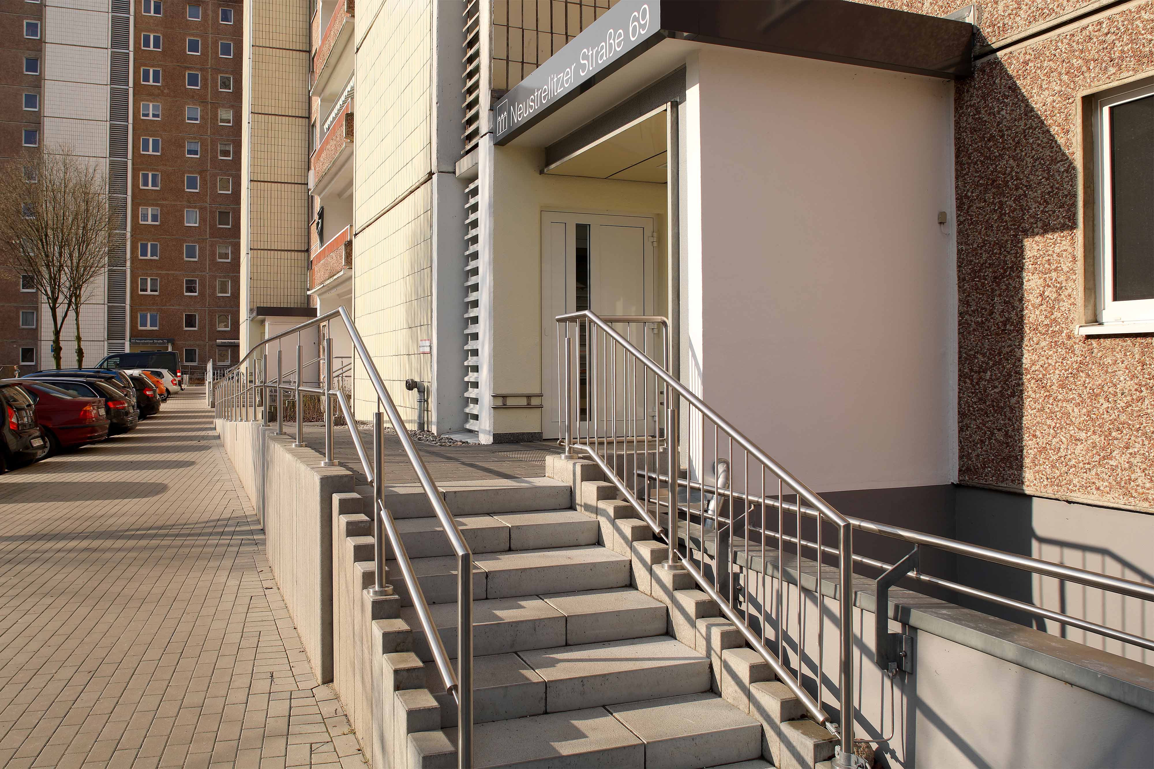 1 Raum Wohnung in Neubrandenburg, Neustrelitzer Str.