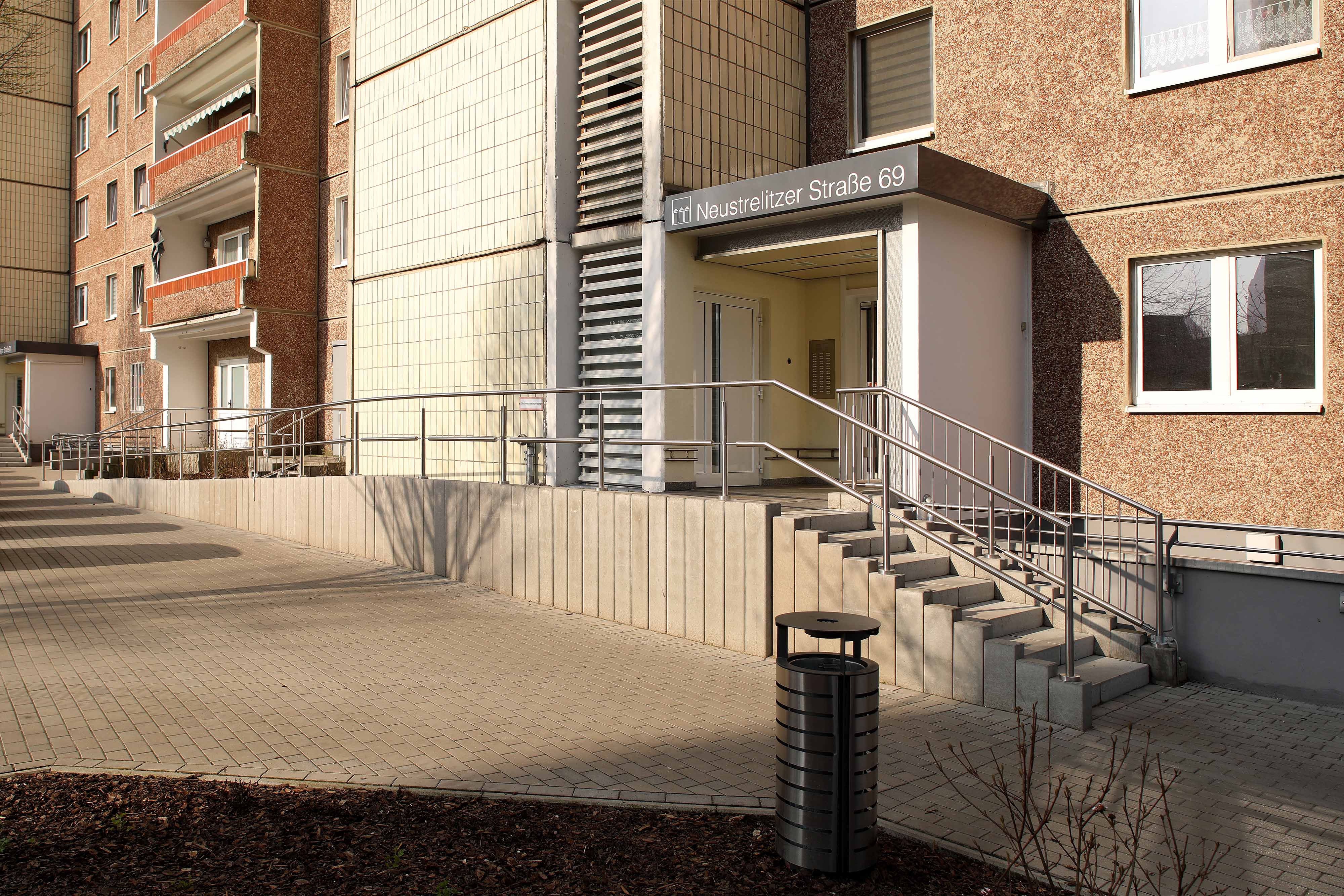 1 Raum Wohnung in Neubrandenburg, Neustrelitzer Str.