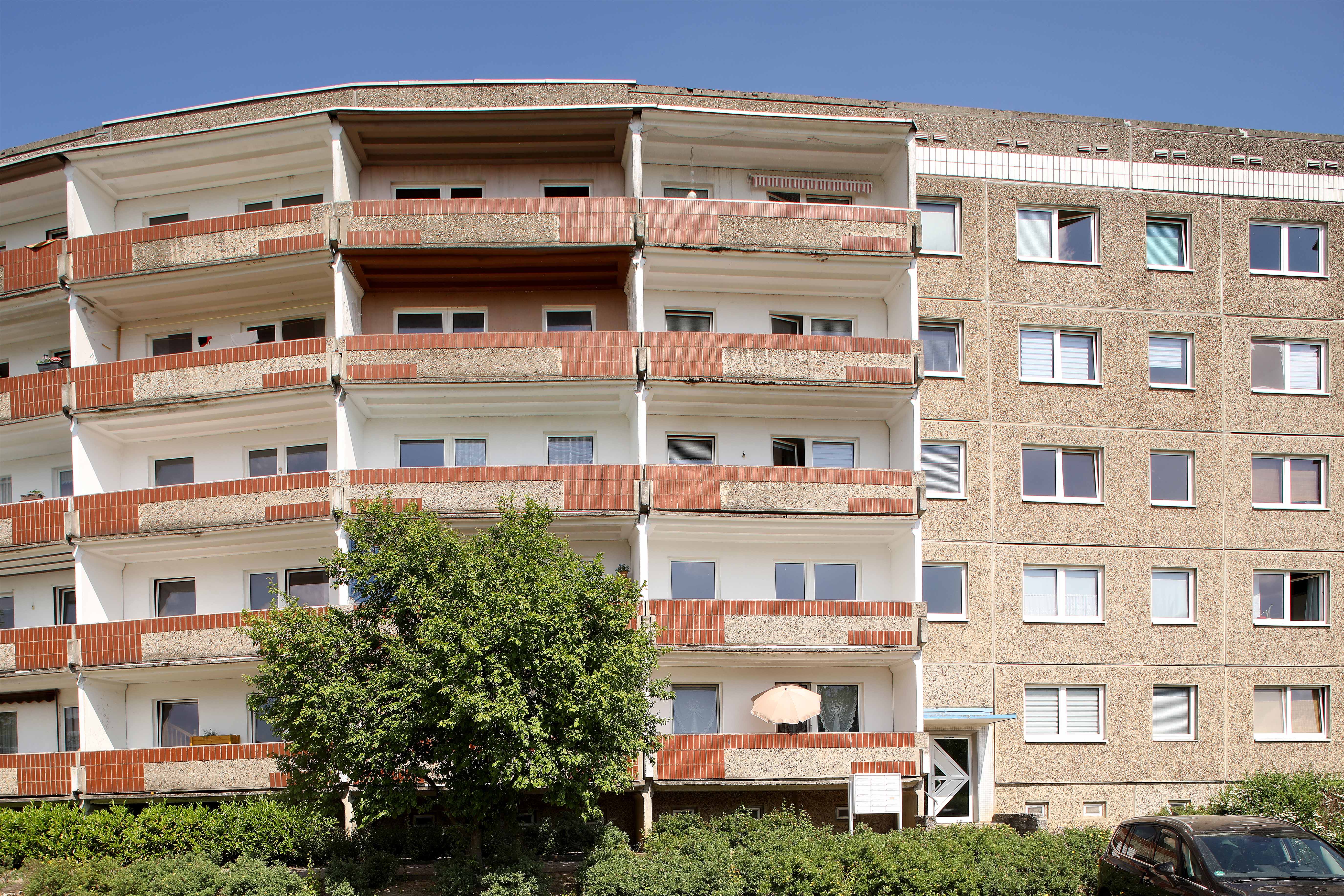 1 Raum Wohnung in Neubrandenburg, Unkel-Bräsig-Str.