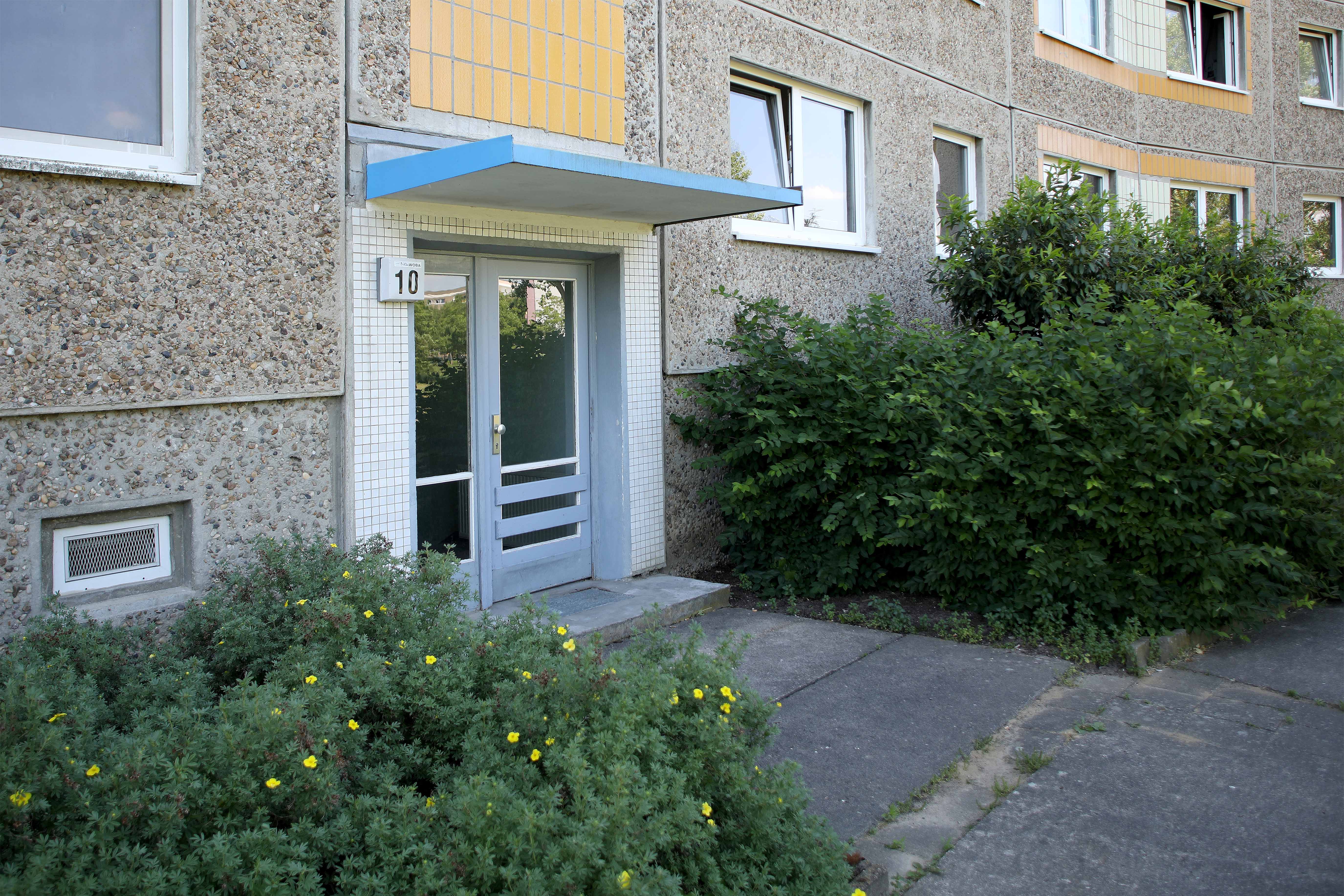 1 Raum Wohnung in Neubrandenburg, Unkel-Bräsig-Str.