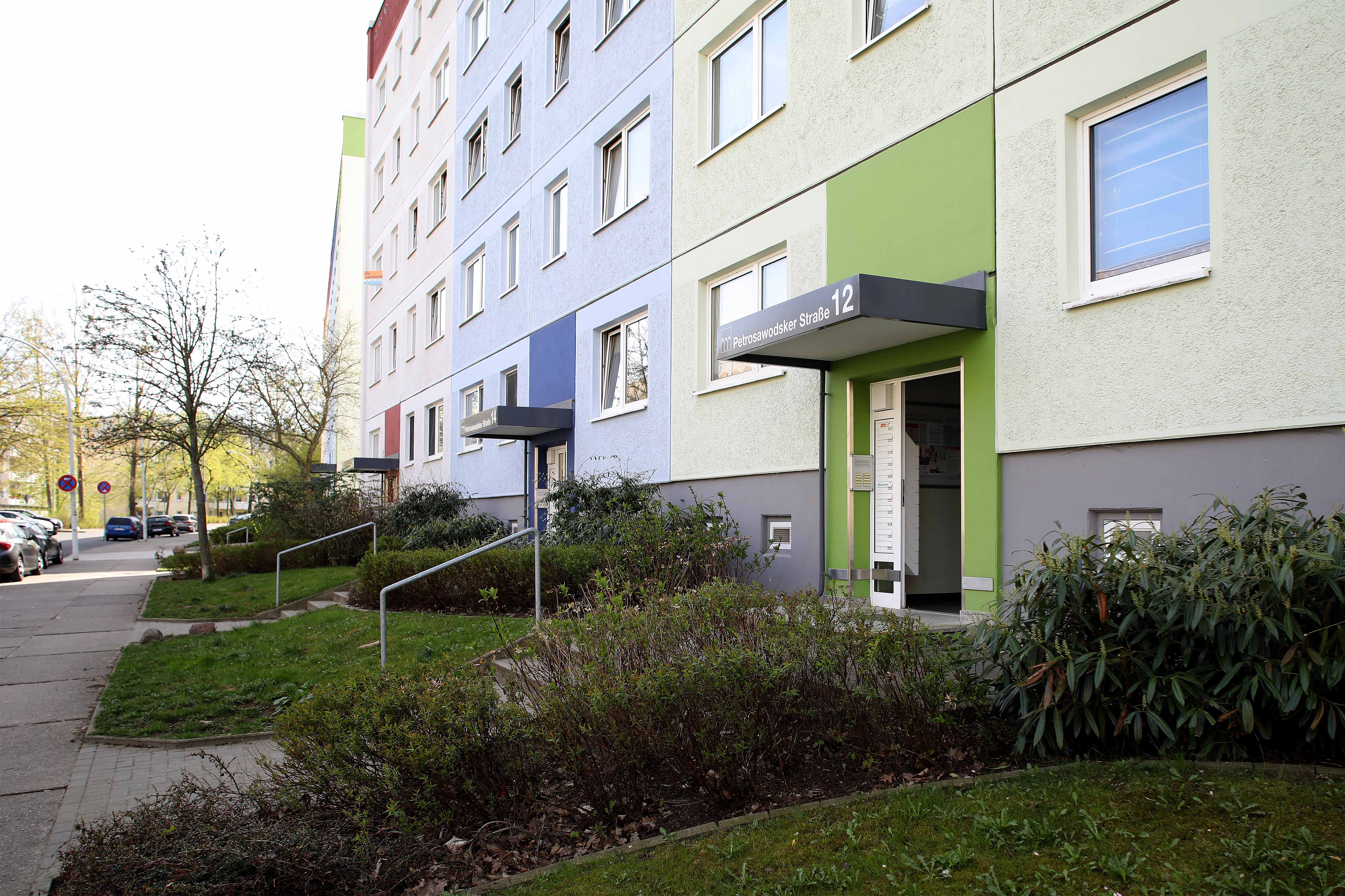 4 Raum Wohnung in Neubrandenburg, Petrosawodsker Str.