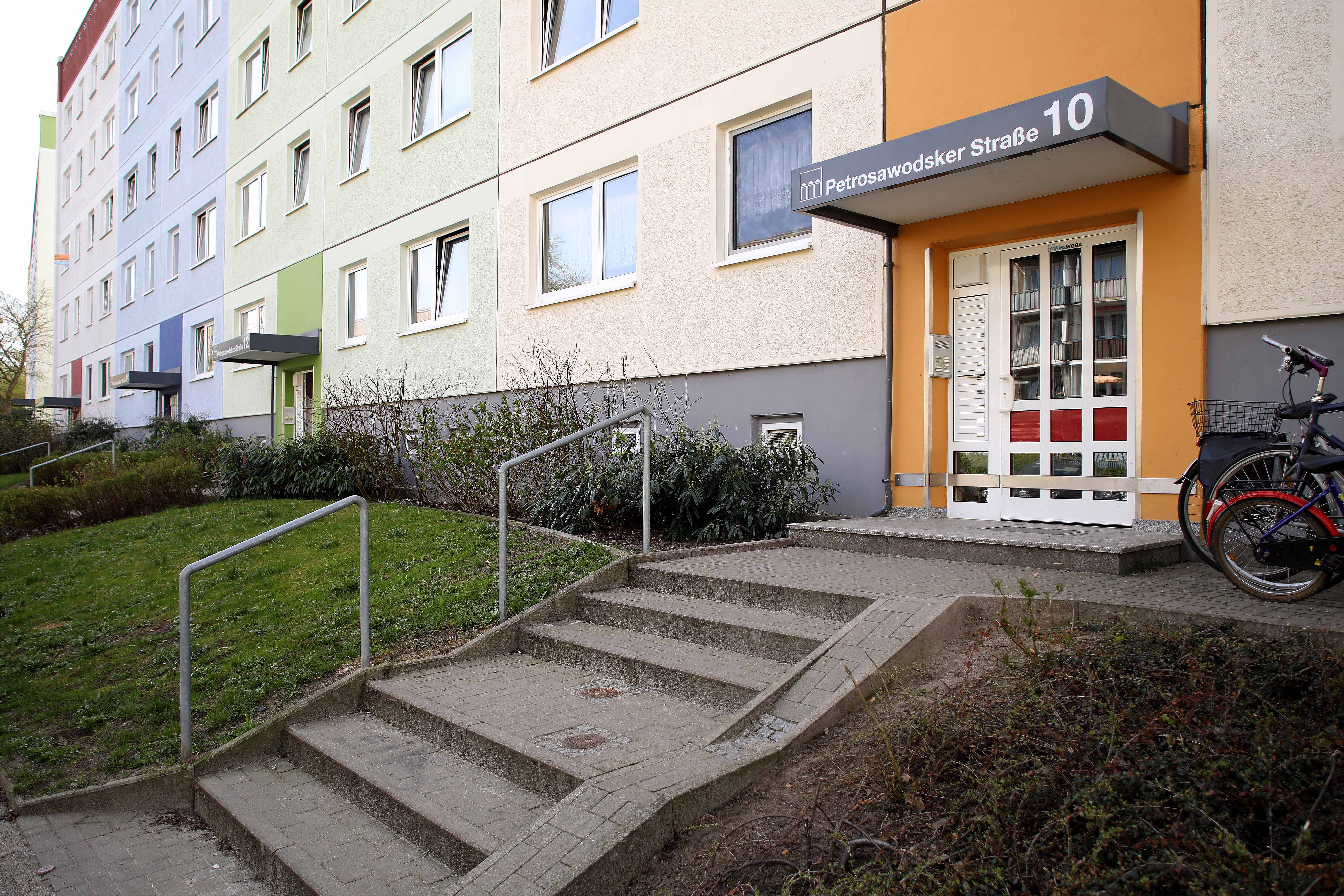 4 Raum Wohnung in Neubrandenburg, Petrosawodsker Str.