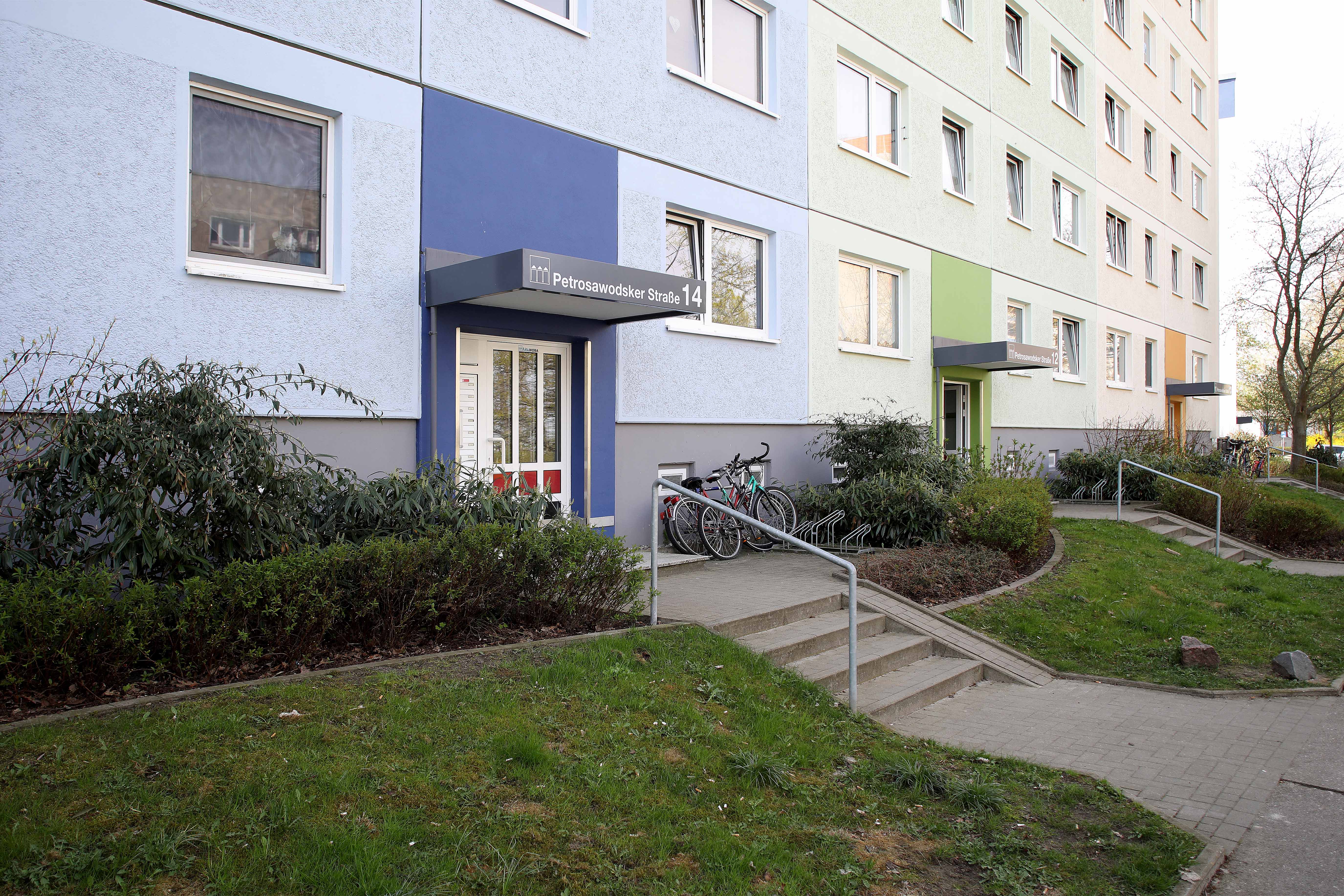 4 Raum Wohnung in Neubrandenburg, Petrosawodsker Str.