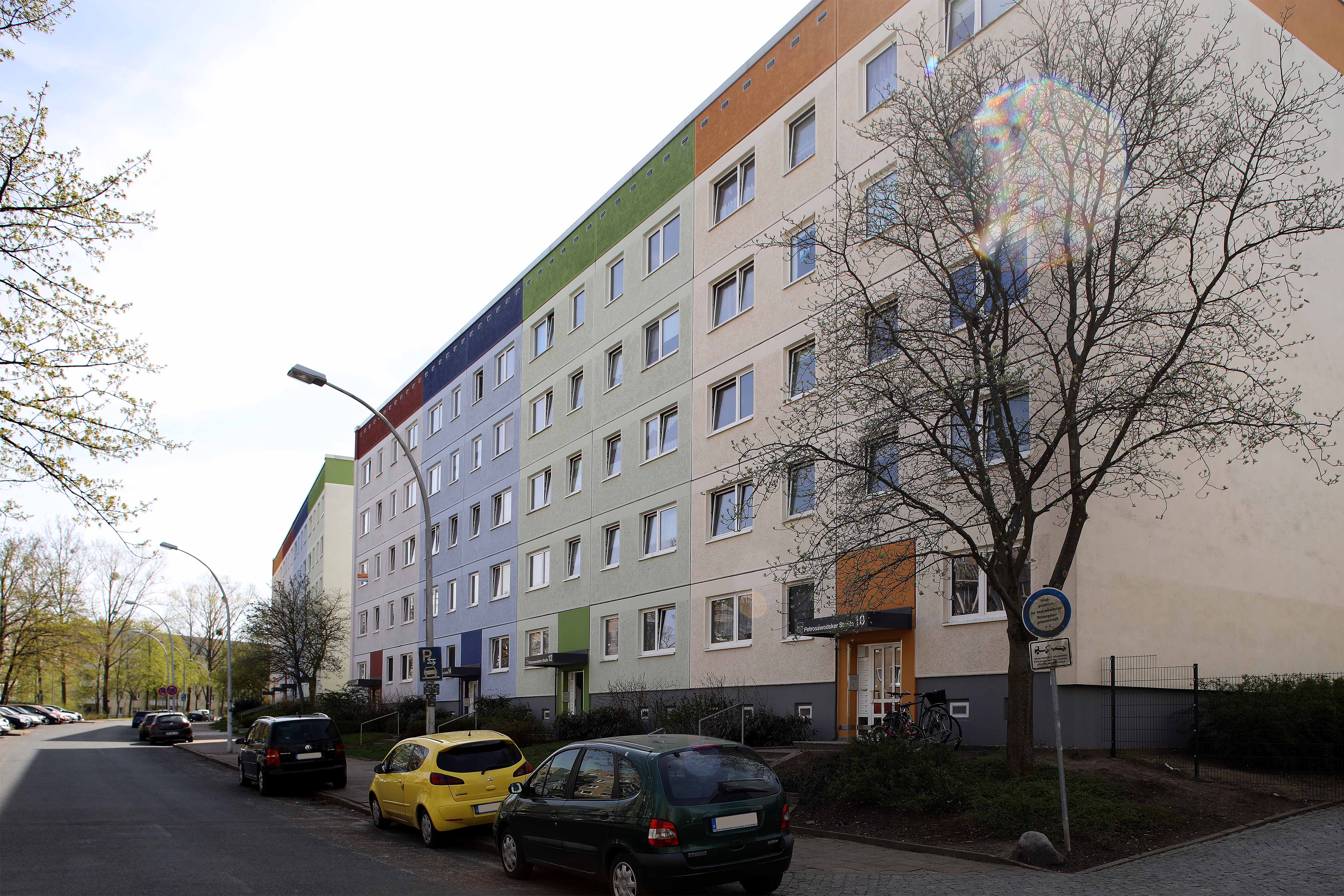4 Raum Wohnung in Neubrandenburg, Petrosawodsker Str.