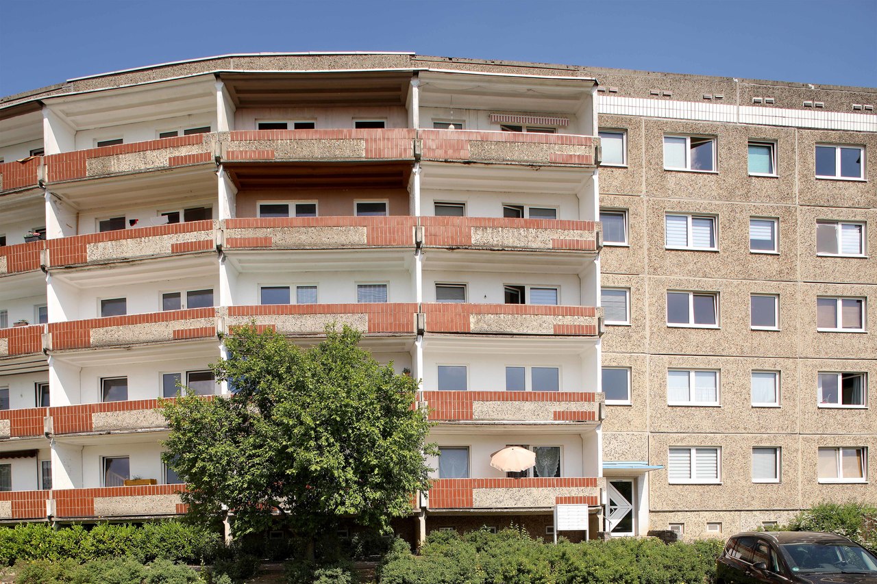 1 Raum Wohnung in Neubrandenburg, Unkel-Bräsig-Str.