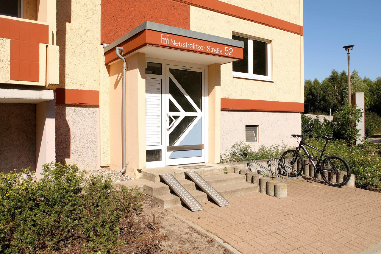 3 Raum Wohnung in Neubrandenburg, Neustrelitzer Str.