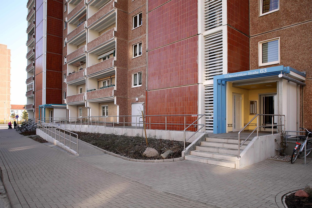 3 Raum Wohnung in Neubrandenburg, Neustrelitzer Str.