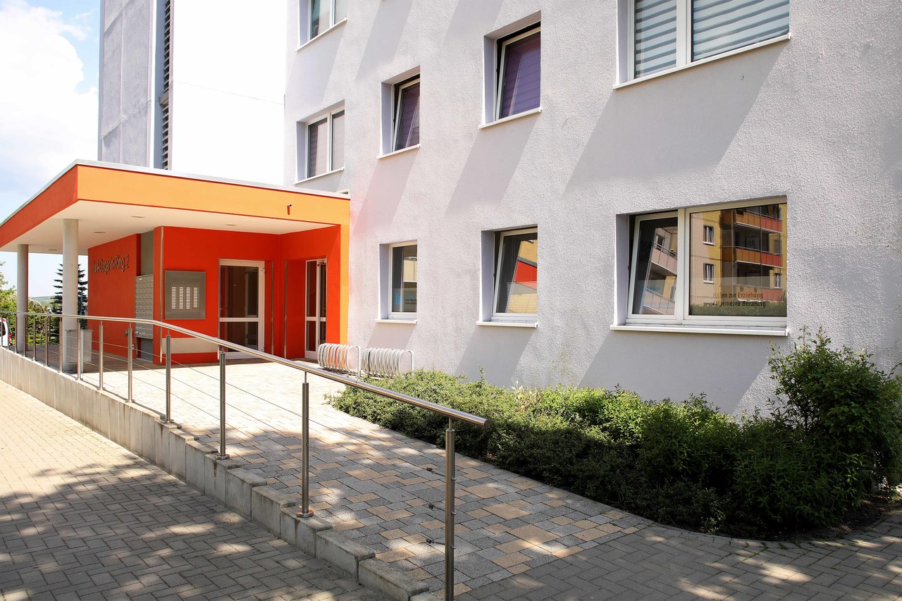 1 Raum Wohnung in Neubrandenburg, Juri-Gagarin-Ring