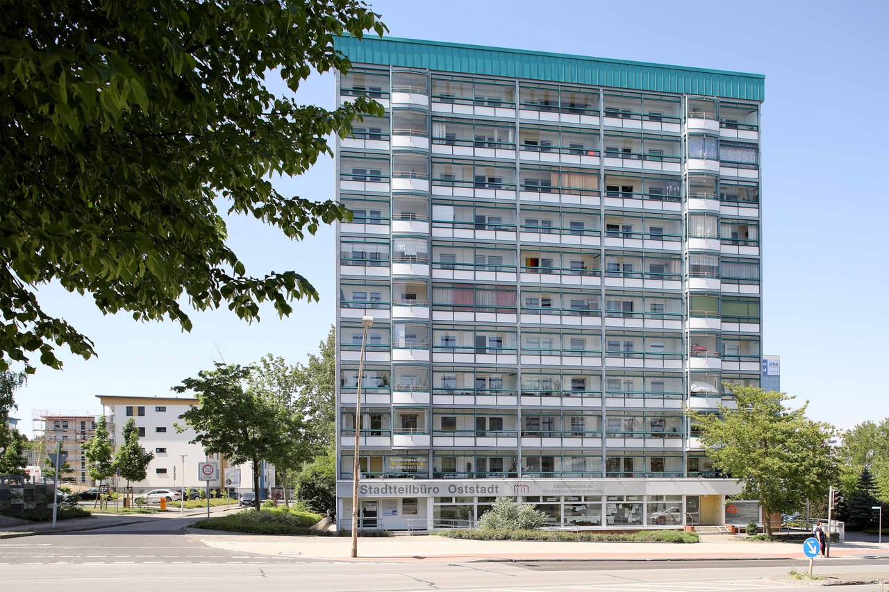 1 Raum Wohnung in Neubrandenburg, Juri-Gagarin-Ring