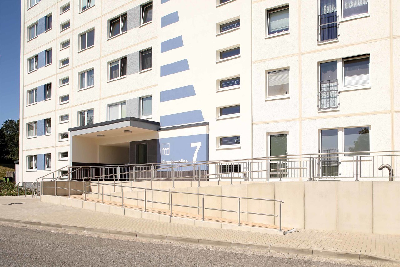 2 Raum Wohnung in Neubrandenburg, Kirschenallee