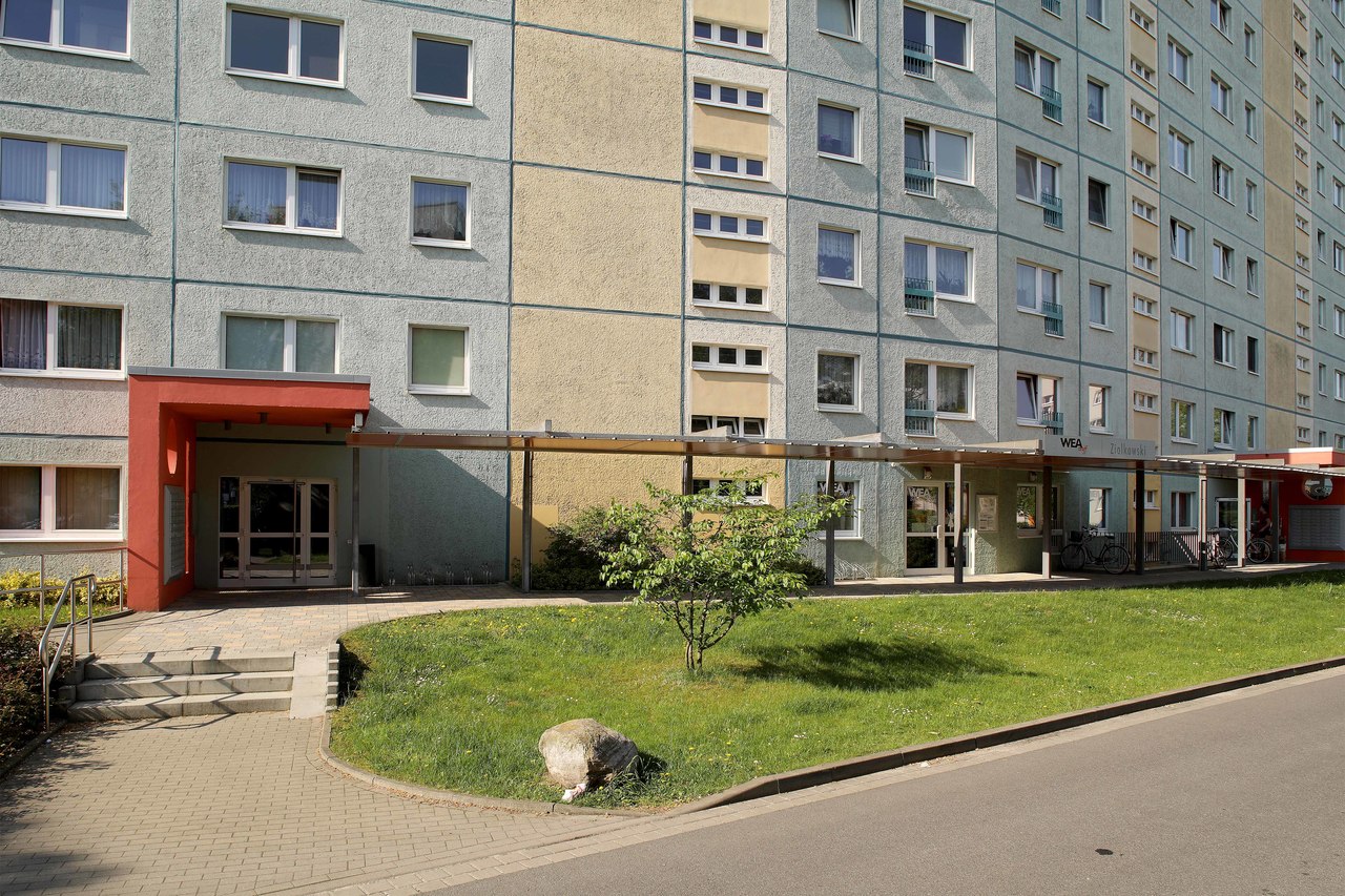 1 Raum Wohnung in Neubrandenburg, Ziolkowskistr.